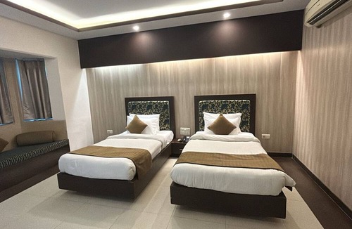 Bhiwadi Resort | Tivoli Heritage Palace