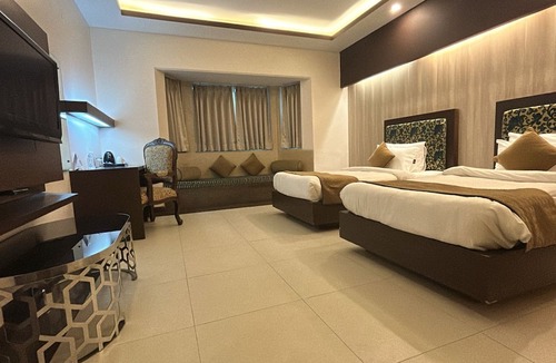 Bhiwadi Resort | Tivoli Heritage Palace