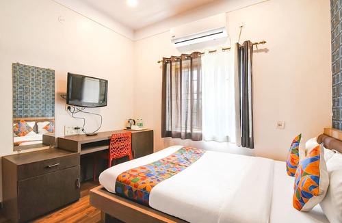 Sector V Hotel | FabHotel S Residency