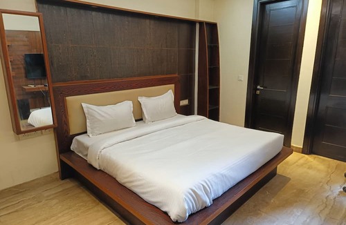 East of Kailash Hotel | Greenleaf Apartment And Suites, Greater Kailash 1