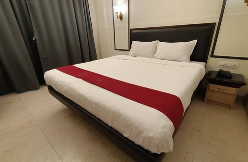 Sasunavghar Hotel | Royal Garden Resort