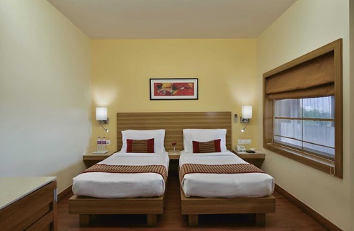 Prabhadevi Hotel | Hotel Heritage formerly known as Comfort Inn Heritage