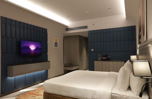Nashik Hotel | Palm Springs Resort