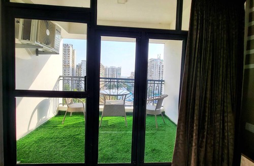 Ghaziabad Hotel | Studios By La Sentido