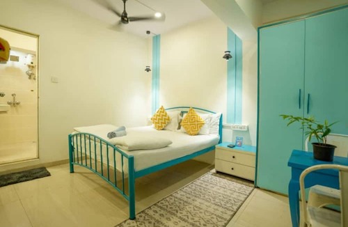 Santacruz West Hostel | Locomo Hostel Express - Stay Work Eat