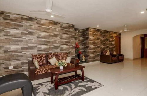 Porur Hotel | De Castle Inn