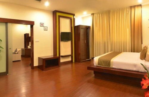 Haldwani Hotel | Devashish Hotel
