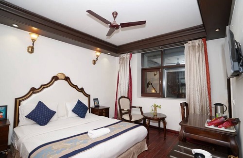 New Friends Colony Hotel | Lyf Corporate Suites. New Friends Colony
