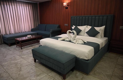 Sirsa Hotel | Devaan Hotel Haryana
