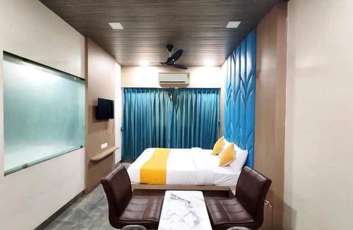 Taloja Hotel | Hotel Royal Inn