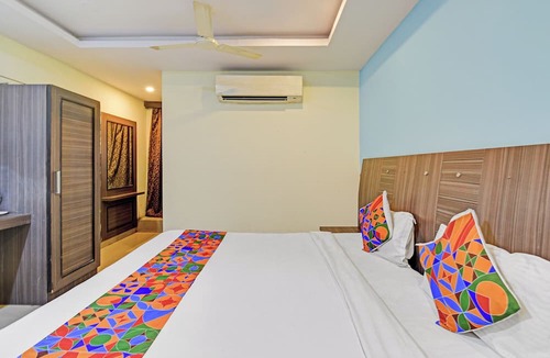Hyderabad Hotel | FabHotel Alekya Residency- Nr. Hyderabad Deccan Railway Station