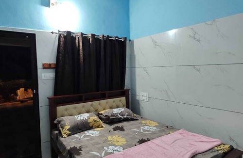 Murudeshwara Hotel | Pranav Deluxe Stay