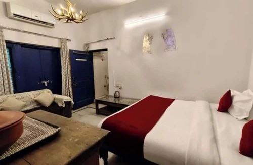 Vaishali Nagar Hotel | FabHotel Prime Harpalsar Heritage Haveli - Near Hawa Mahal