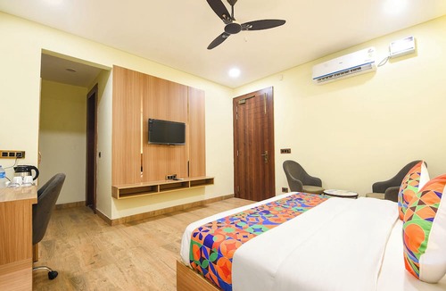Sohna Hotel | FabHotel Prime The Ballroom - Near GD Goenka University