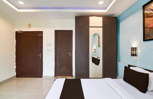 Sector V House | Saver Single A&M Regency