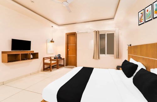 Gomti Nagar House | Deluxe Kadapa Bypass Sri Vasavee Grand