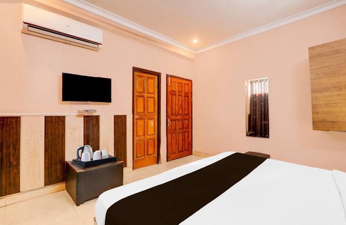 Mohangarh House | Super Deluxe Room Sharda Nagar Lucknow