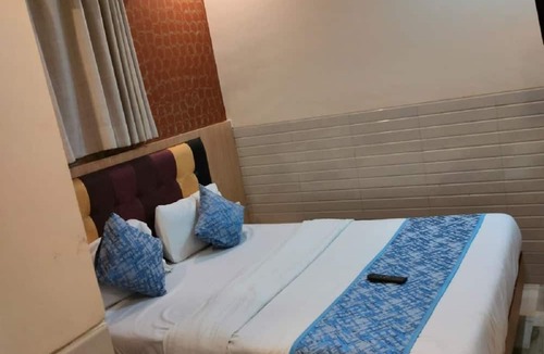 Kurla Hotel | KF Residency
