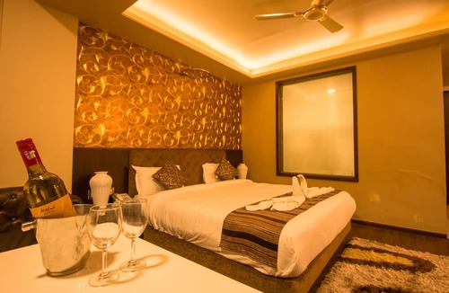Ujjain Hotel | Hotel Mittal Avenue & Paradise