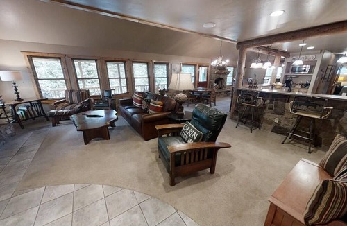 Taos Ski Valley House | Antlers Riverside Lodge - Upper Valley - New Property - Pet Friendly - Jacuzzi -