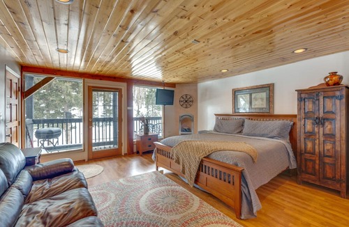 Taos Ski Valley Condo | Hot Tub Access: Studio 2 Mi to Taos Ski Resort