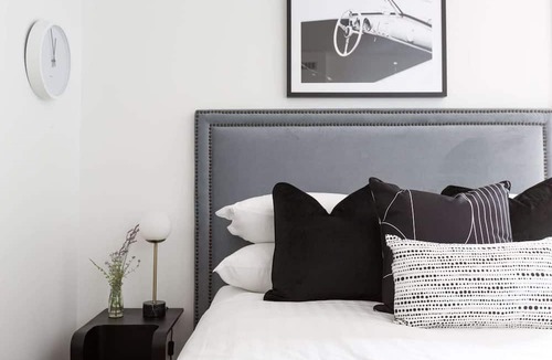 Lewisham Apartment | Designer Studio in Grand Manor 20 min From Sydney