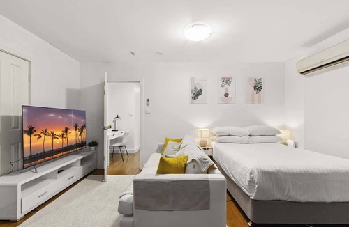 Strathfield Apartment | Ground Floor One-Bed with Courtyard Access