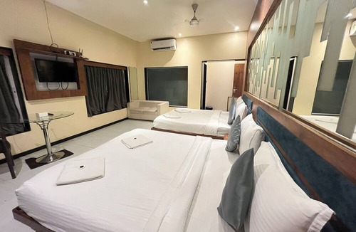 Sasunavghar Villa | The Saroja Grand Villa Resorts