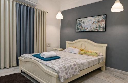 HITEC City Apartment | Vintage 3BHK Near Capital Park & Rameswaram-Cafe 101