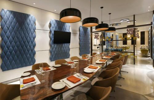 Sualkuchi Hotel | Novotel Guwahati GS Road