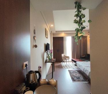 Jaypee Greens Apartment | Stay Sunlit Omaxe ITC Alpha II Greater Noida,expomart