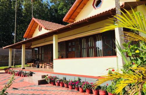 Somvarpet House | hallibailu homestay