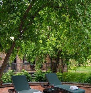 Chomu Villa | ELIVAAS Signature Hathnoda Bagh Cottage within a Mini Resort with Open Shower, Shared Pool, Restaurant, Sit Out & Garden