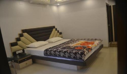 Dhanbad Hotel | Hotel Gangotri International