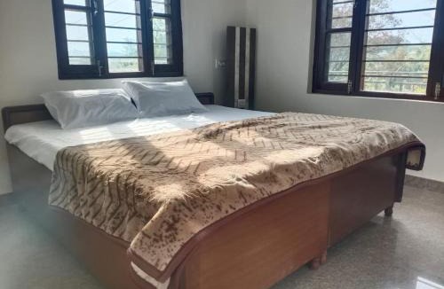 Nadaun House | Cherry Heaven Homestay & Girls PG
