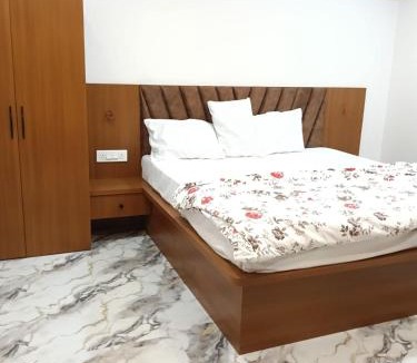Susner Hotel | Hotel Shree mahadev