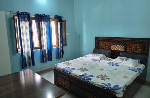 Bulandshahr Apartment | Ac fully furnished Room