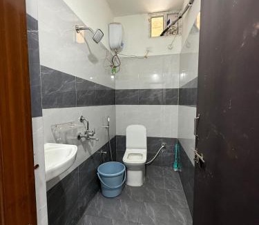 Madhapur Apartment | Urban Heaven OG Stays Premium 2BHK flat Hitech City