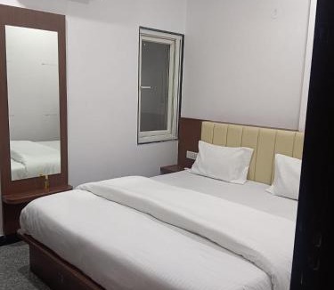 Central Area Hotel | Hotel Hanuman