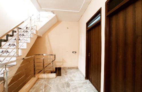 Phagwara Hotel | ML HOMESTAYS - For Family, Students, Parents, Couples