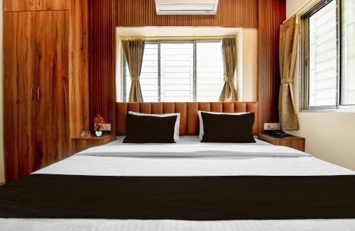 New Town Hotel | Super Collection O Newtown Bus Stand Formerly The Executive Suites