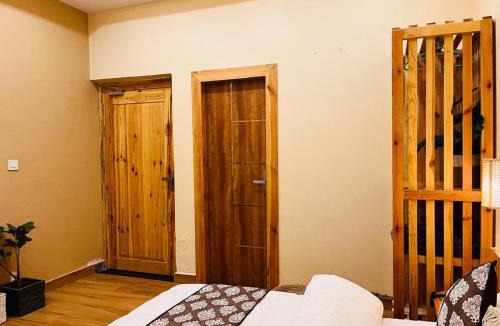 South West Hotel | Hotel Dynasty Near IGI Airport