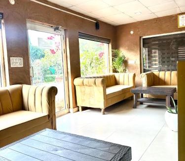 Mathura Hotel | The Mayur Resort # Big Swimming Pool # Luxury Rooms # Garden # Playing Zone # Away From City Hustle # Property Of The Year # By Elegance #