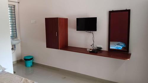 Namakkal Hotel | New Mountain Resort