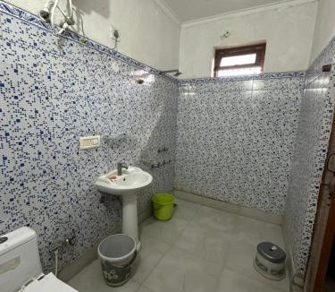 Meerut House | N-5 Guesthouse & Homestay