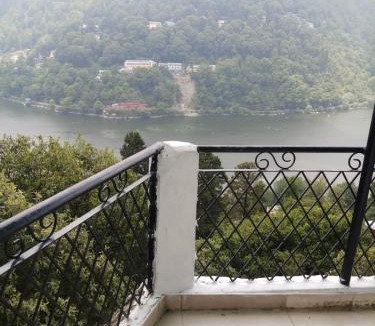 Mallital Hotel | Hotel Morning Lake