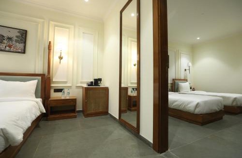 Gurugram Hotel | Akhyana Hotel Near Unitech Cyber Park