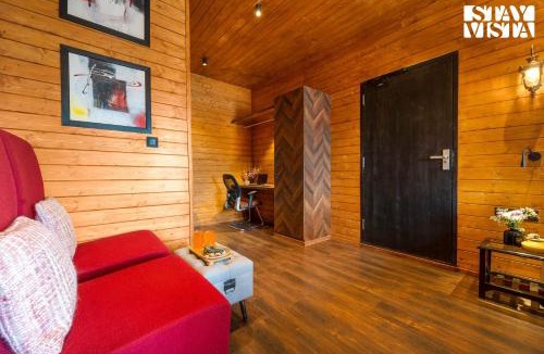 Patnitop Villa | StayVista at Chalet Royale with Zen Deck, Bonfire in Jammu