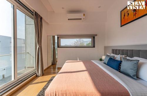 Lonavala Villa | StayVista at Villa 9 Squares with Lawn & Pool