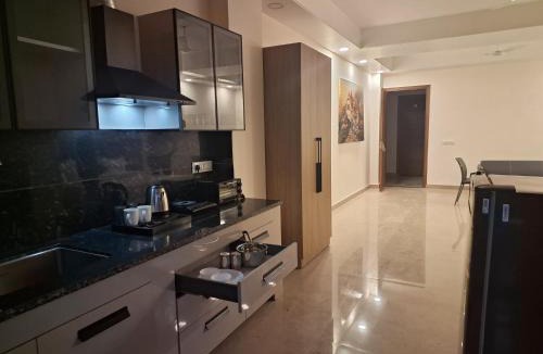 Sector 39 Apartment | Star Studio Service Apartment Near Medanta Hospital Gurgaon
